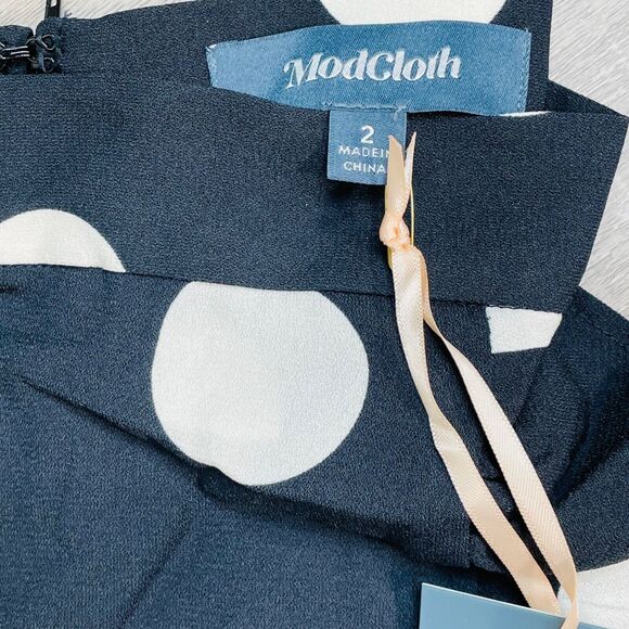 ModCloth Black White It's a Wrap Polka Dot Ruffled A-Line Skirt Size 2 NWT - Picture 6 of 10